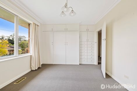 Property photo of 6 Ralund Road Doncaster VIC 3108