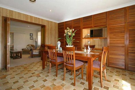 Property photo of 28 Milloo Crescent Mount Waverley VIC 3149