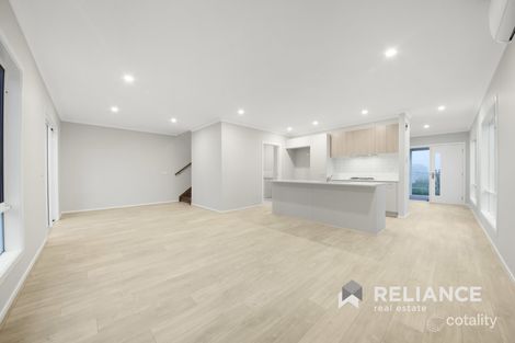 Property photo of 1 Robusta Street Mickleham VIC 3064