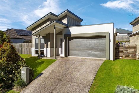 23 Fitzpatrick Cct, Augustine Heights, QLD 4300
