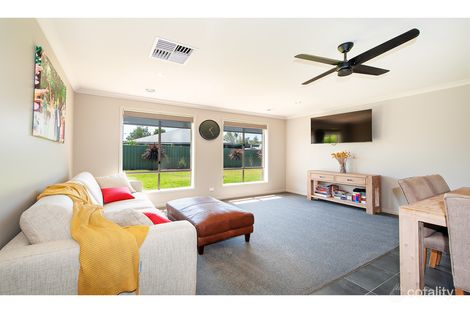 Property photo of 6 Driver Terrace Glenroy NSW 2640