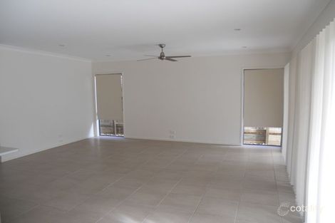 Property photo of 77 Stradbroke Avenue Wynnum QLD 4178