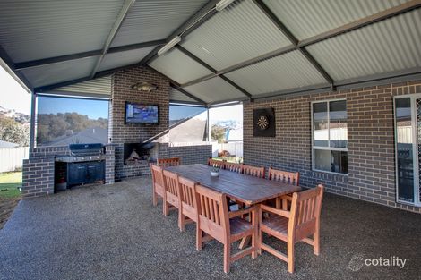 Property photo of 3 Anglesey Street Wodonga VIC 3690