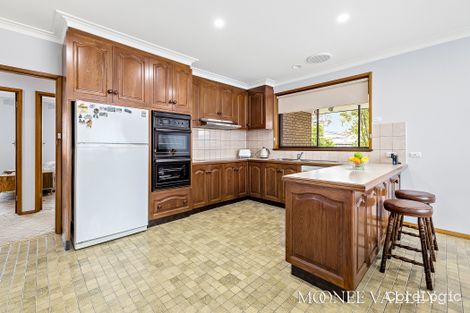 Property photo of 5 Annette Court Avondale Heights VIC 3034