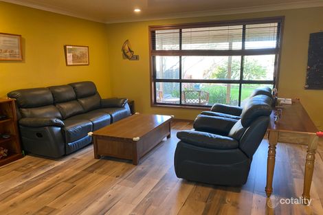 Property photo of 33 Skyline Street Gorokan NSW 2263