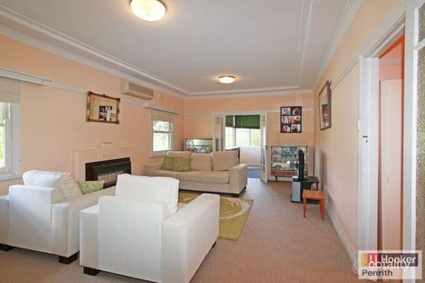 Property photo of 11 Boland Avenue Springwood NSW 2777