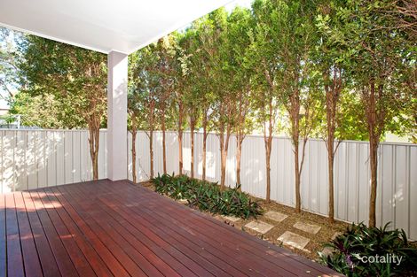 Property photo of 2/3 Nankeen Avenue Paradise Point QLD 4216