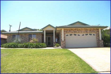 Property photo of 24 Christina Circuit Port Macquarie NSW 2444