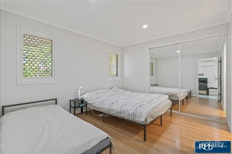 Property photo of 2/3 Adelphi Court Marangaroo WA 6064