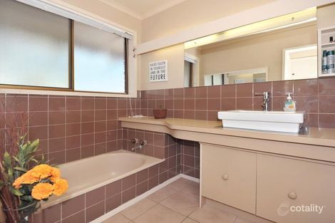Property photo of 13 Molbray Street Wendouree VIC 3355