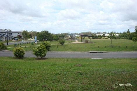 38 Creekside Esp, Cooloola Cove, QLD 4580