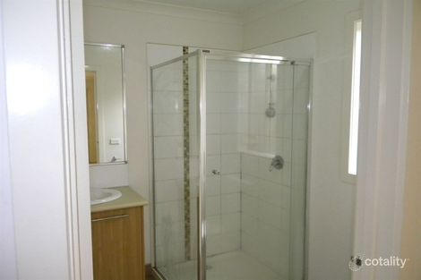 Property photo of 10 Islington Avenue Cranbourne North VIC 3977