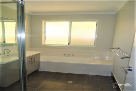 Property photo of 12 Wildwave Bend Wandina WA 6530