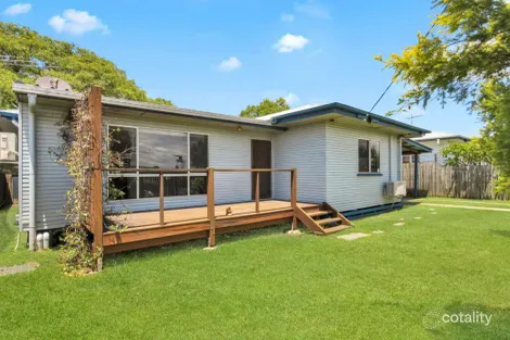 28 Videroni St, Bundamba, QLD 4304