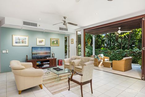 Property photo of 1/6 Cedar Road Palm Cove QLD 4879