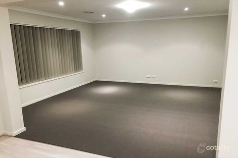 Property photo of 103 Black Dog Drive Brookfield VIC 3338