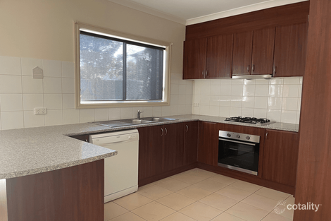Property photo of 34 Chelsworth Loop Craigieburn VIC 3064