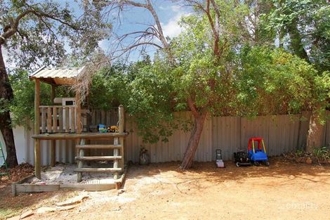 Property photo of 119 Welshpool Road East Lesmurdie WA 6076