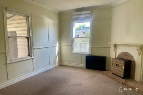 Property photo of 16 Murringo Street Young NSW 2594