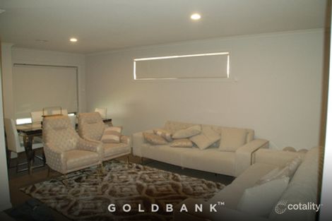 Property photo of 11 Mickleham Drive Cranbourne North VIC 3977
