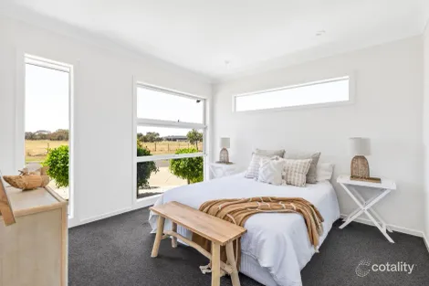 Property photo of 81 Iris Loop Armstrong Creek VIC 3217