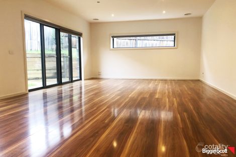 Property photo of 2 Bear Crescent Doreen VIC 3754