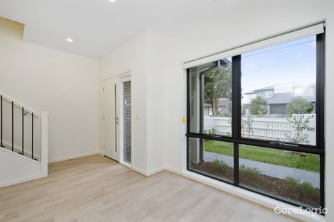 Property photo of 2/5 Angus Avenue Altona North VIC 3025