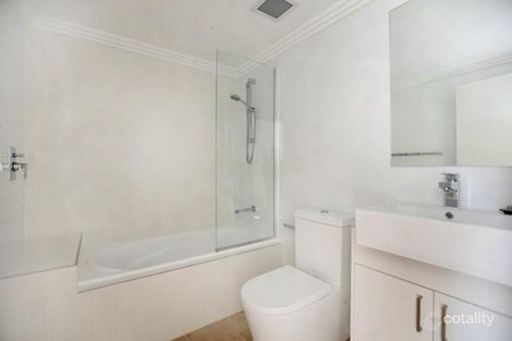 Property photo of 111/822 Pittwater Road Dee Why NSW 2099