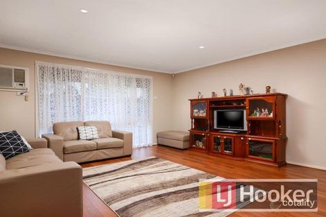 Property photo of 32 Hyssop Drive Hallam VIC 3803