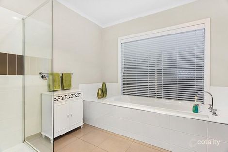 Property photo of 27 Ruddick Place Darley VIC 3340
