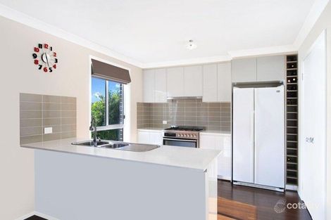Property photo of 2 Gahnia Avenue Figtree NSW 2525