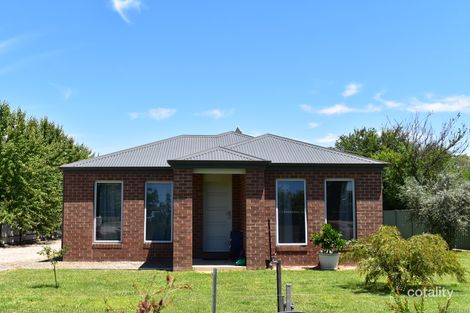 Property photo of 77 Ely Street Oxley VIC 3678