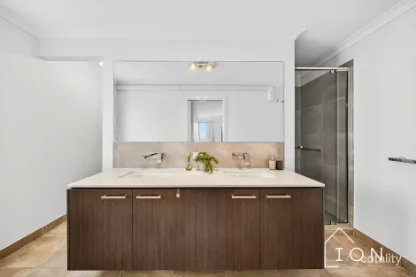 Property photo of 65 Hayton Park Boulevard Cranbourne West VIC 3977
