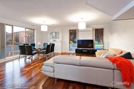 Property photo of 12/32 Fairlie Avenue Macleod VIC 3085