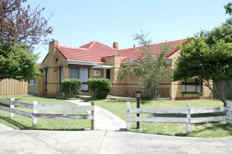Property photo of 2 Cranley Street Springvale VIC 3171