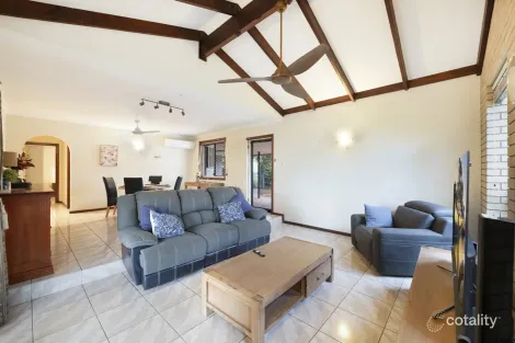 Property photo of 4 Bramble Court Leanyer NT 0812