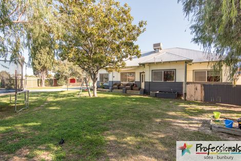 Property photo of 52 Minninup Road South Bunbury WA 6230
