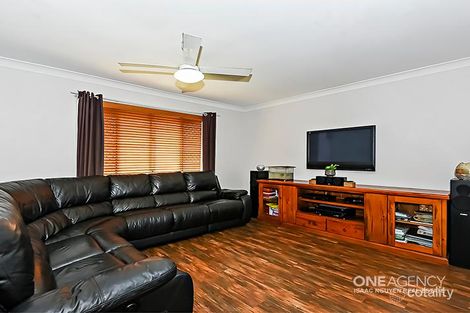 Property photo of 69 Carolina Parade Forest Lake QLD 4078