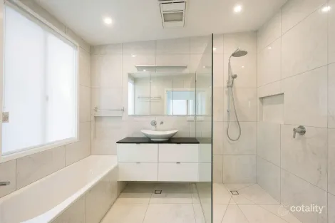 Property photo of 17E Comus Avenue Ascot QLD 4007