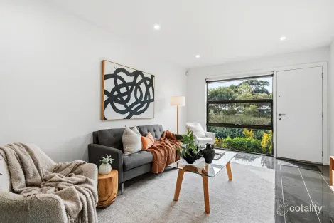 Property photo of 25 O'Neil Lane St Clair SA 5011