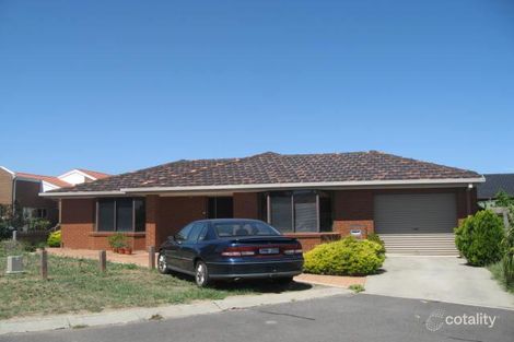 26 Henley Gdns, Sunshine North, VIC 3020