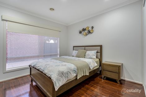Property photo of 44 Bluebird Way Roxburgh Park VIC 3064