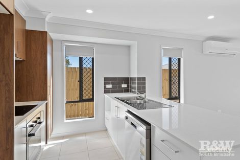 1/8 Rural St, Park Ridge, QLD 4125