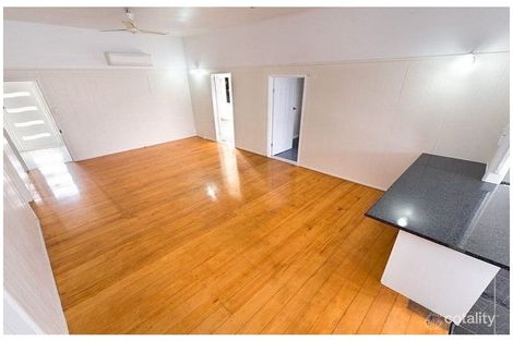 Property photo of 146 Hinchliff Street Kawana QLD 4701