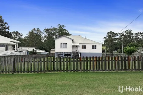 12 Walter St, Tiaro, QLD 4650