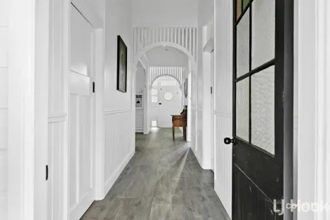 Property photo of 12 Walter Street Tiaro QLD 4650