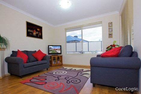 Property photo of 223 Golf Links Drive Carramar WA 6031