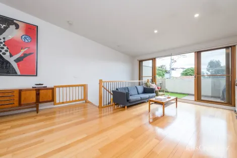 2/165 Darebin Rd, Thornbury, VIC 3071