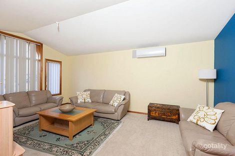 Property photo of 46 Kokoda Circuit Mount Annan NSW 2567