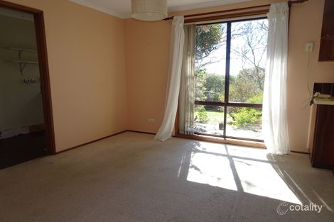 Property photo of 25 Hadleigh Circuit Isabella Plains ACT 2905